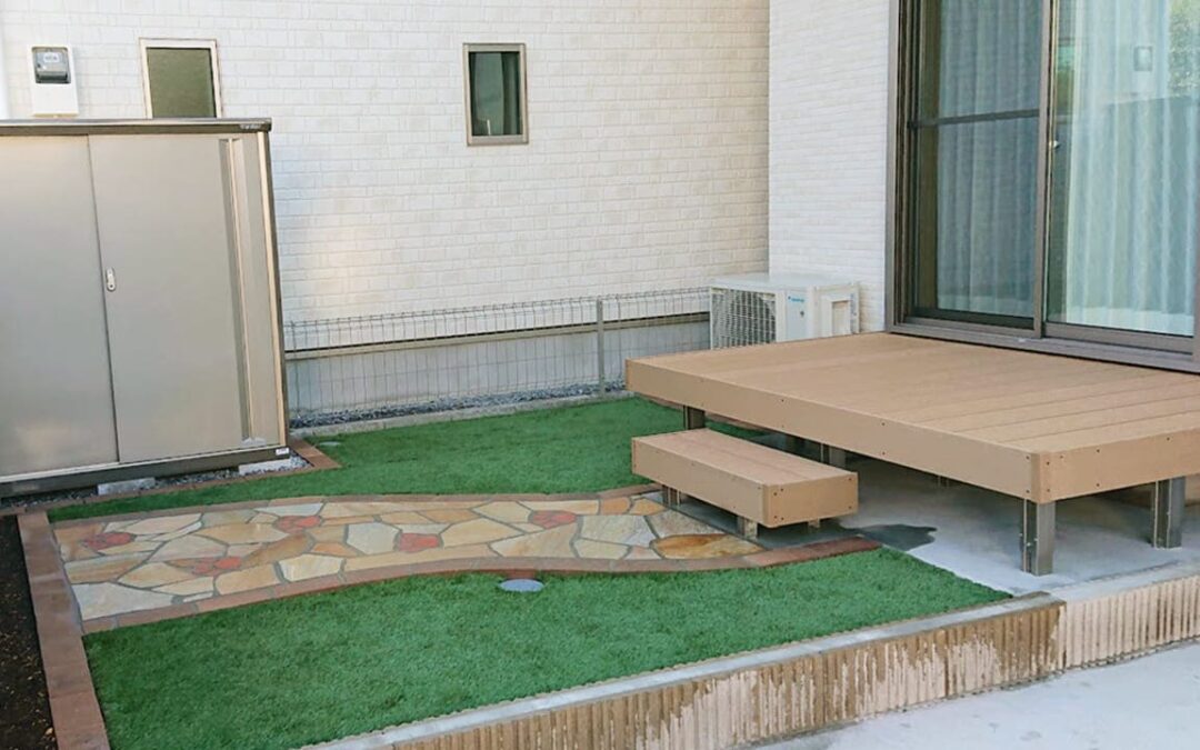 埼玉県越谷市 外構工事 ウッドデッキと人工芝をお庭に