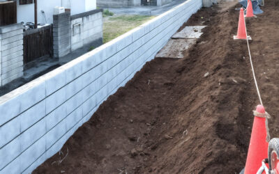 埼玉県越谷市 外構工事 型枠ブロックで土留め工事