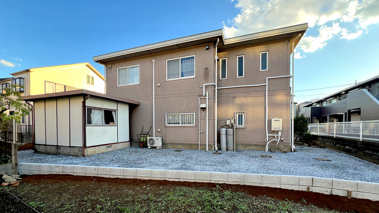 埼玉県草加市 外構工事 境界に土留めコンクリートブロック2段