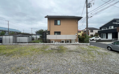 埼玉県吉川市 上段のみの目隠しフェンスとメッシュフェンスでリフォーム