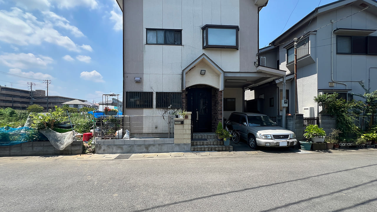 埼玉県越谷市 シマトネリコ撤去後、メッシュフェンスを設置