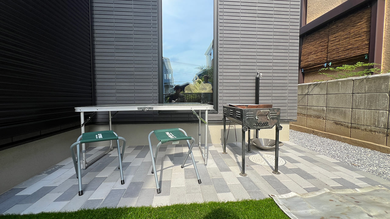 埼玉県越谷市 砂利からコンクリート雑草の生えない駐車場にリフォーム