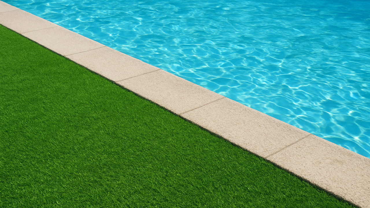 turf-mat-poolside