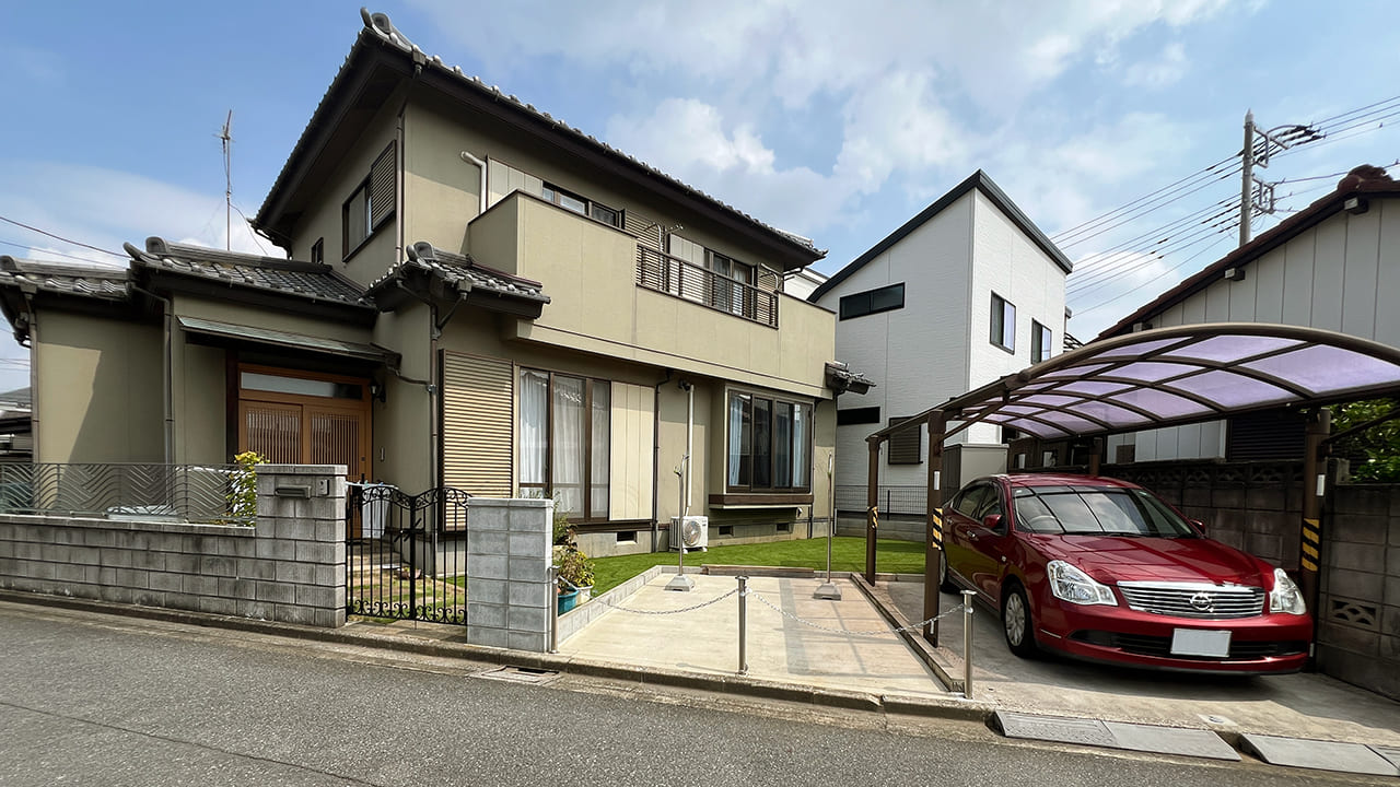 埼玉県川口市 人工芝でメンテンナンスの少ないお庭に