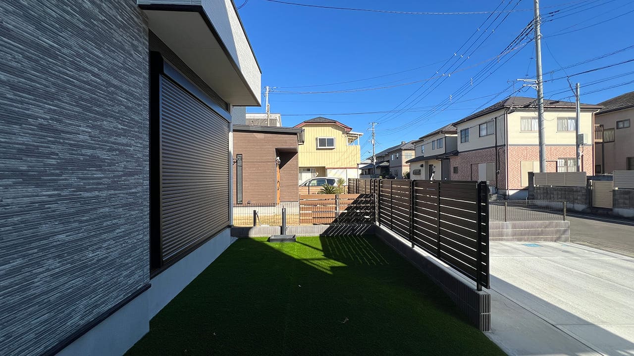 埼玉県越谷市 外構リフォーム工事 お庭に人工芝と立水栓