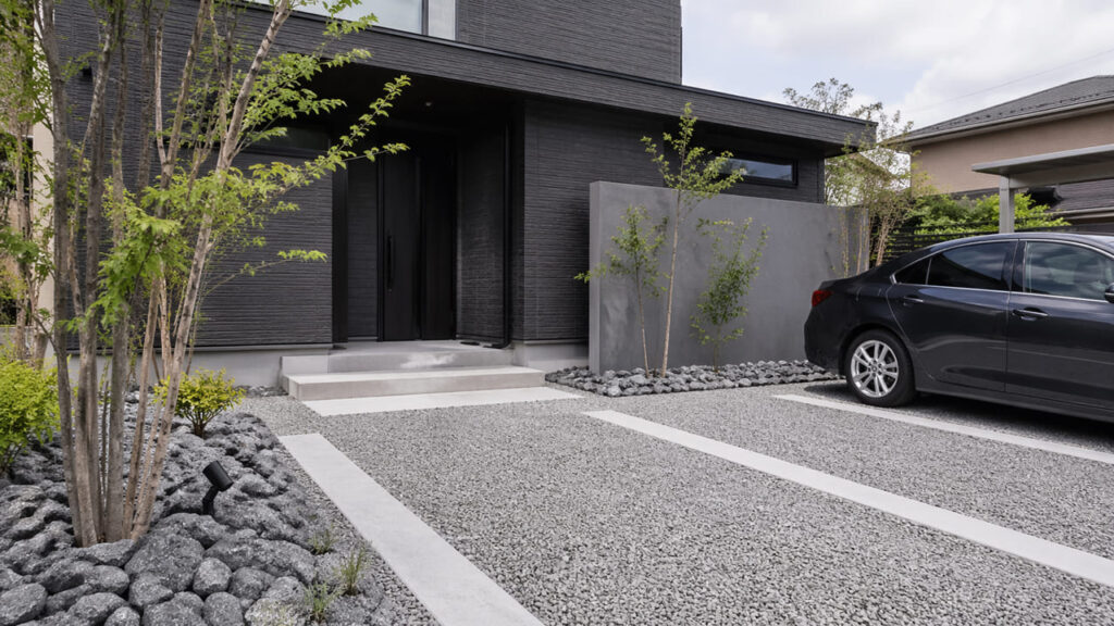 外構駐車場でおしゃれ+安いを両立する方法　砂利を活用してデザイン性を上げる