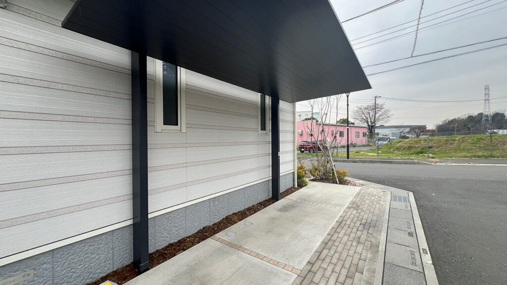 埼玉県さいたま市緑区 カーポートSCを確認申請不要のサイズで施工