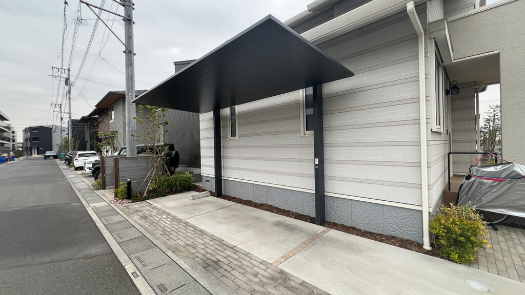 埼玉県さいたま市緑区 カーポートSCを確認申請不要のサイズで施工