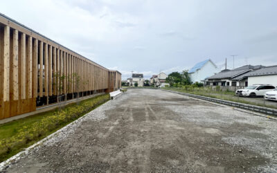 埼玉県越谷市 外構工事 店舗のわだち掘れに追い砂利工事